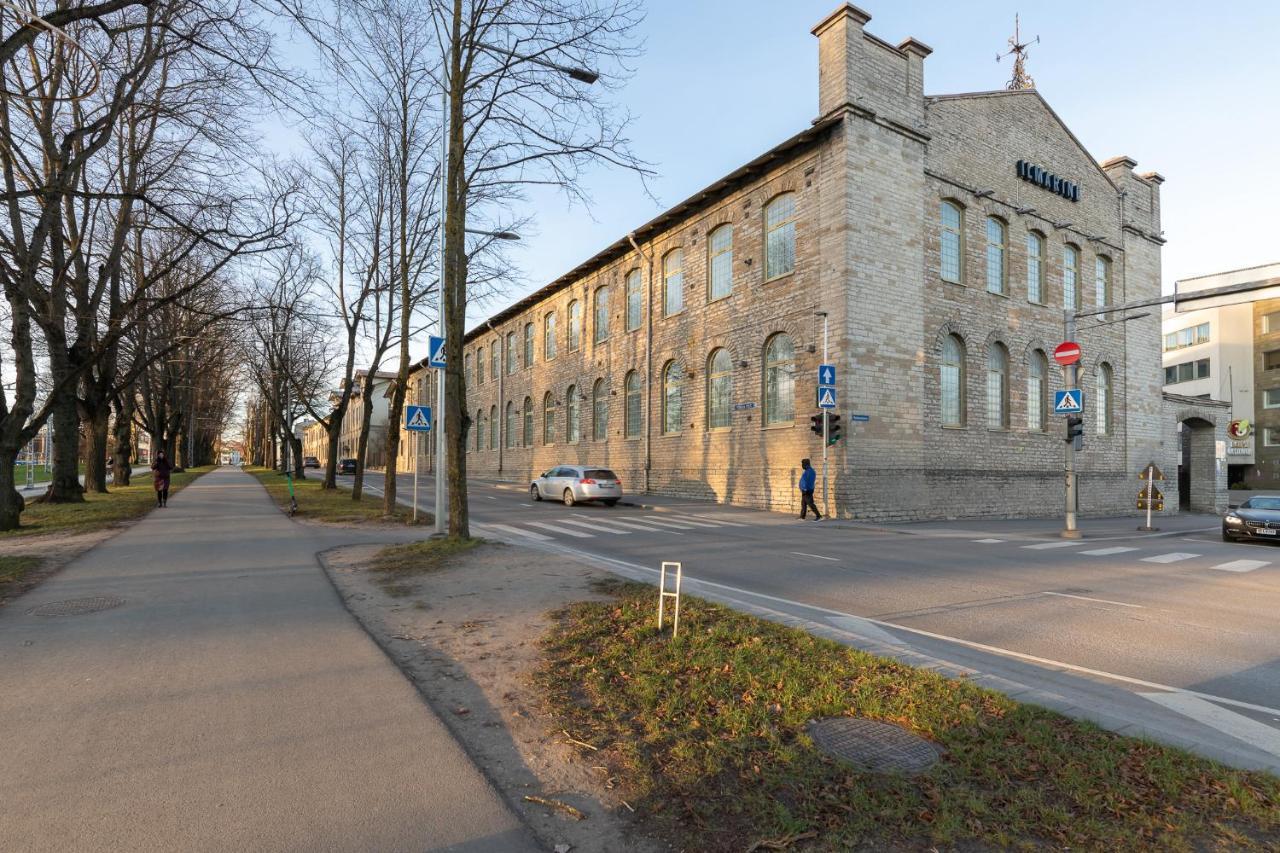 Hilltop Apartments - Ilmarine District Tallinn Bagian luar foto