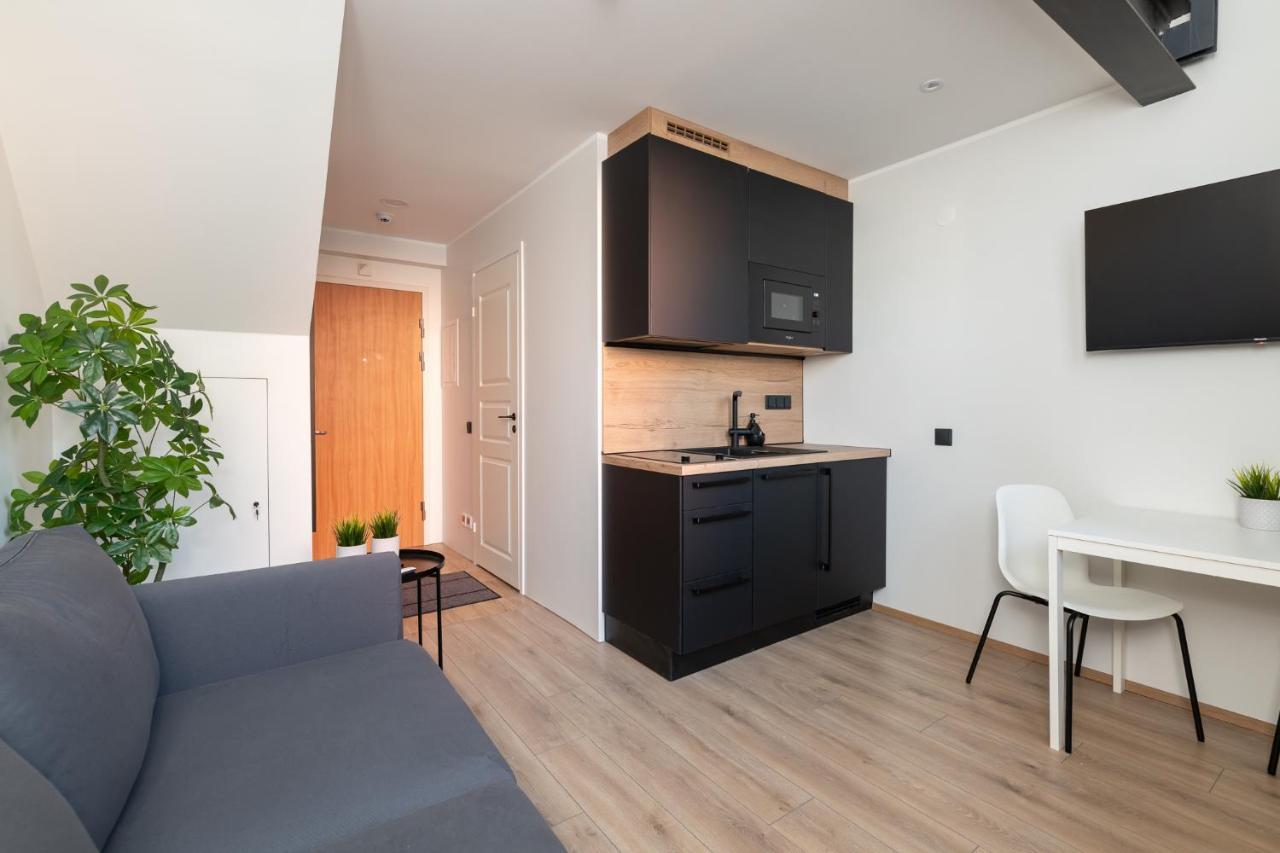 Hilltop Apartments - Ilmarine District Tallinn Bagian luar foto