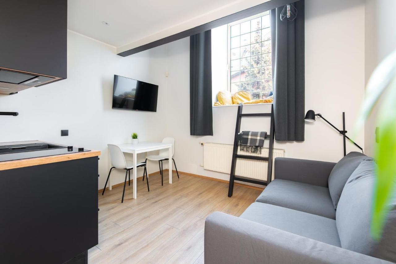 Hilltop Apartments - Ilmarine District Tallinn Bagian luar foto